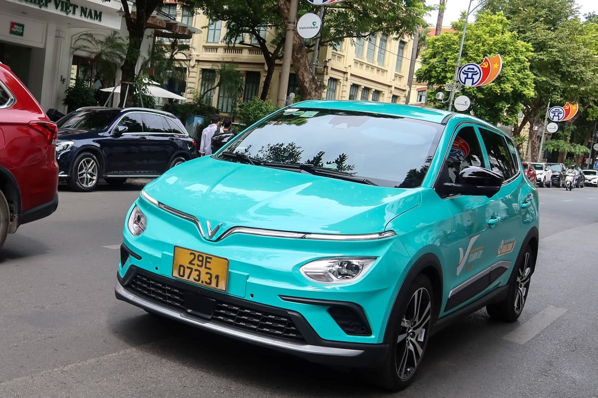 VinFast Enters India: All-Electric Taxi Fleet Coming Soon!